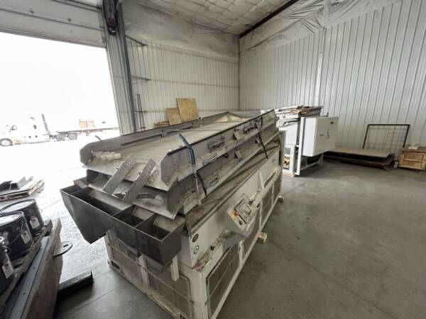 Oliver 1050 Gravity Table