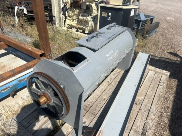 Bench Industries Debearder model 1848 - Image 5